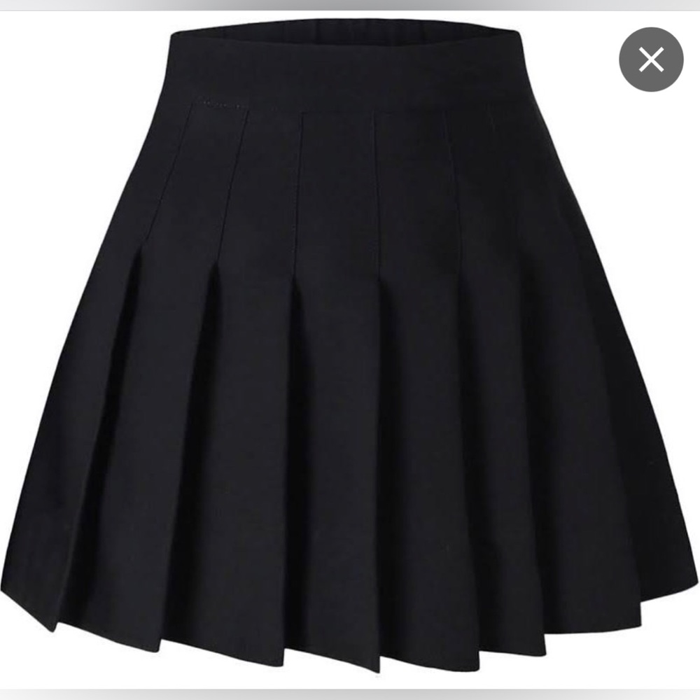Black mini skirt